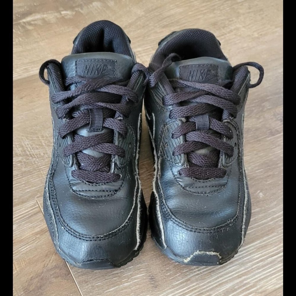 Little kids air max 90